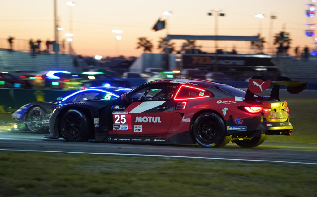 Pre-dawn hairpin action. [Jack Webster photo]