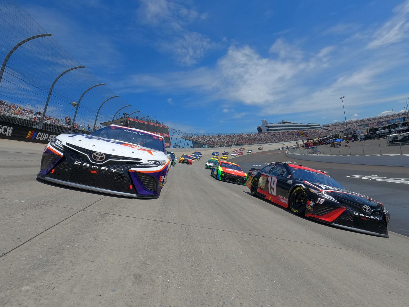 Denny Hamlin and Martin Truex Jr. get ready to take the green flag at the 2021 NASCAR Cup Series Drydene 400 at Dover International Speedway. (Photo by Sean Gardner/Getty Images)