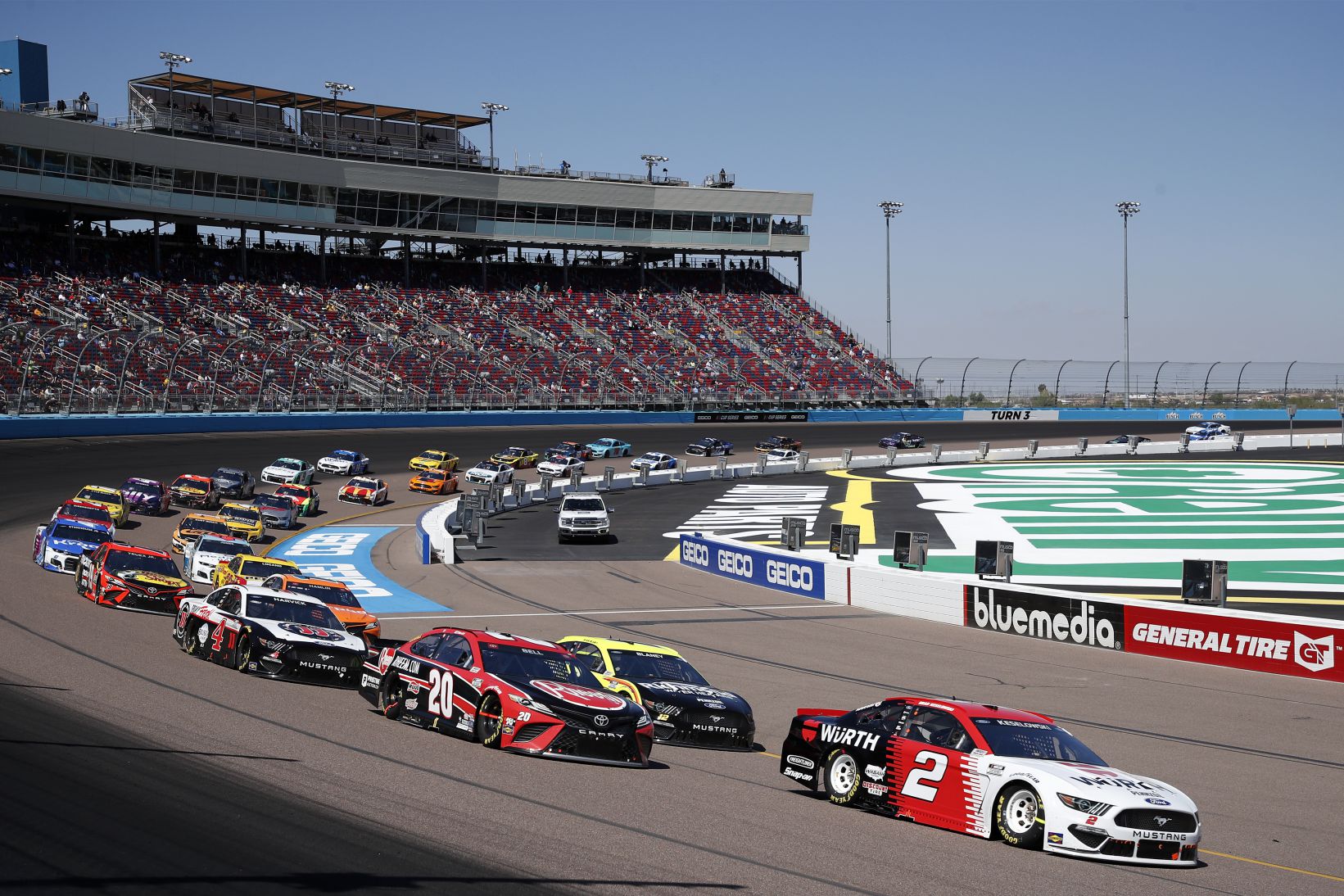 Brad Keselowski leads the field during the 2021 NASCAR Cup Series Instacart 500 at Phoenix Raceway. (Photo by Christian Petersen/Getty Images)