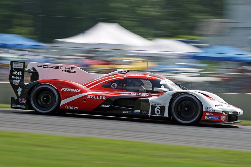 The #6 963 blasts into T3 during qualifying. [Pete Gorski Photo]