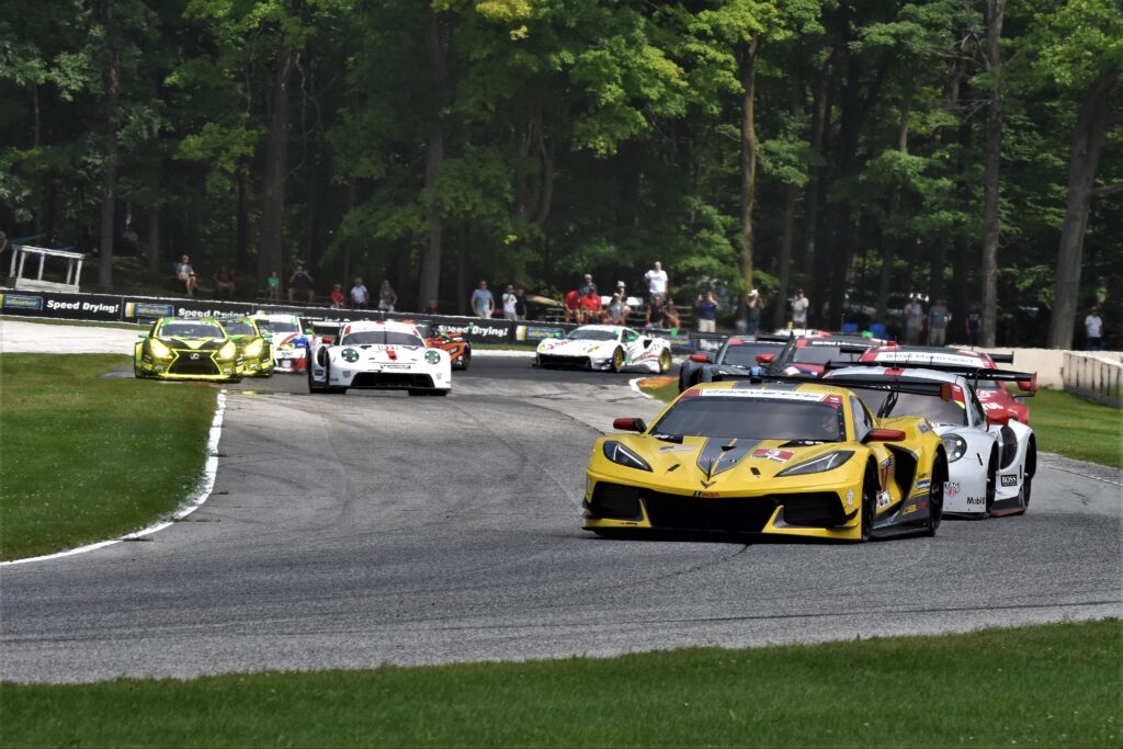 Corvette leads GTLM at the start of the race at Road America. [John Wiedemann Photo]